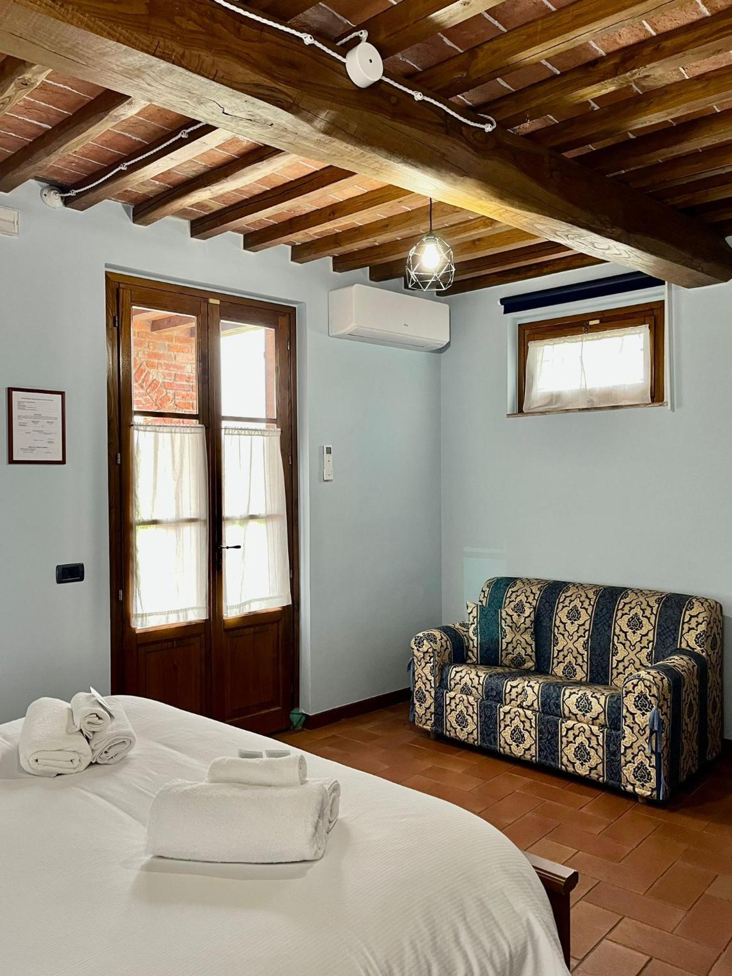 Sibolla Holidays Altopascio Exterior photo